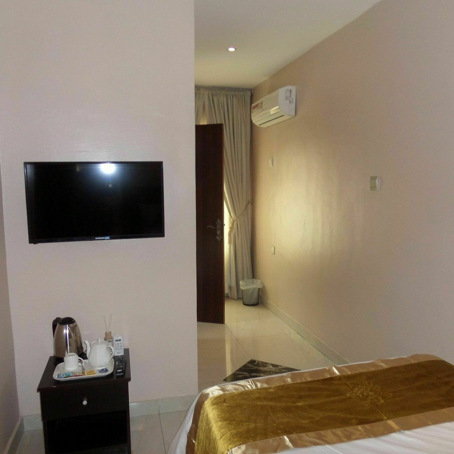Rightgate Hotel Лаґос Екстер'єр фото