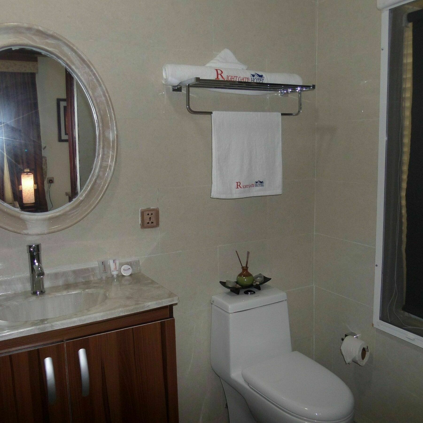 Rightgate Hotel Лаґос Екстер'єр фото