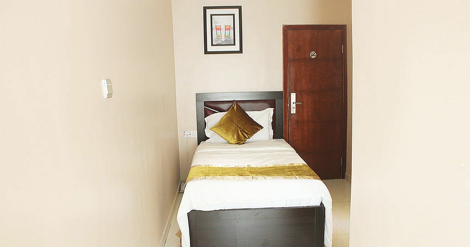 Rightgate Hotel Лаґос Екстер'єр фото